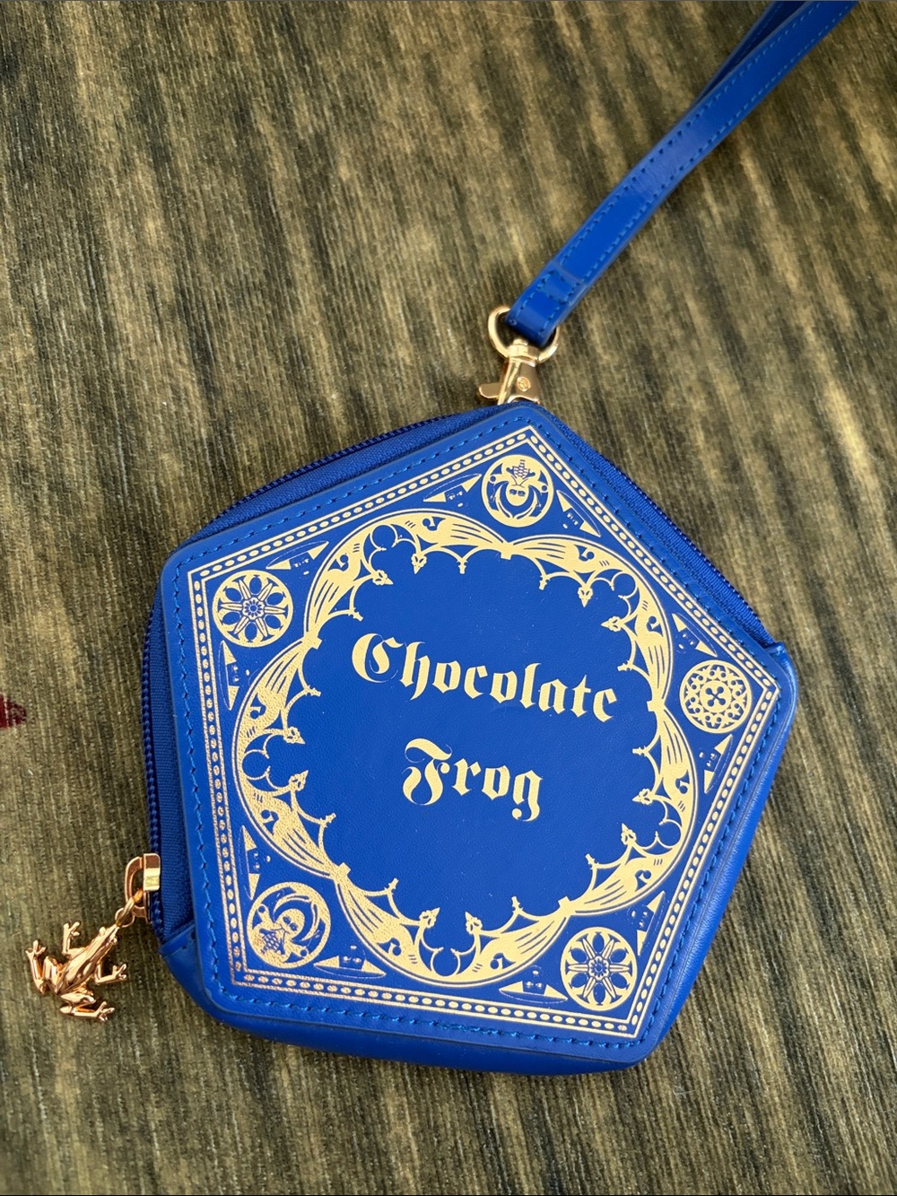 Harry Potter Chocolate Frog Blue Wristlet Bag